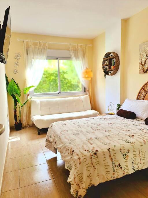 Homely Apt In Modern Building With Pool 산미겔데아보나 외부 사진