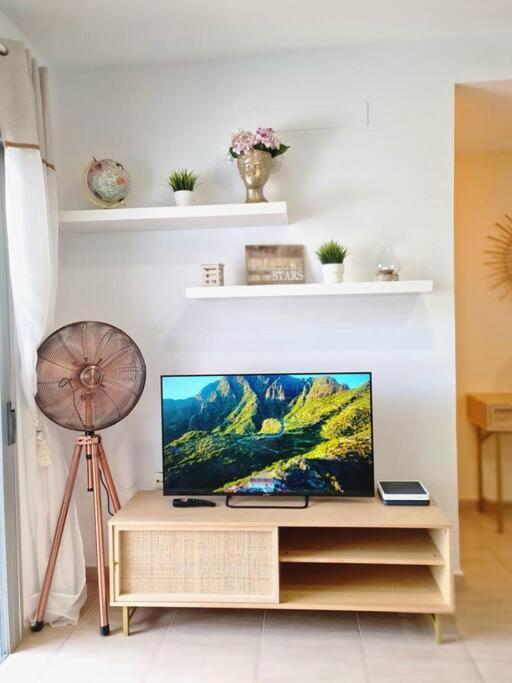 Homely Apt In Modern Building With Pool 산미겔데아보나 외부 사진