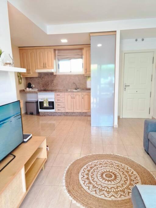 Homely Apt In Modern Building With Pool 산미겔데아보나 외부 사진